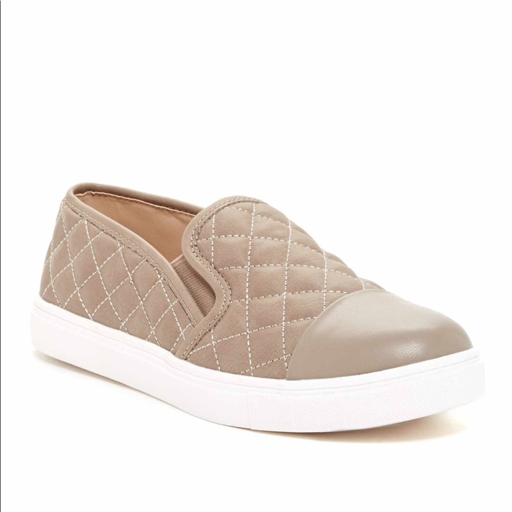 Steve Madden Zaander quilted slip on sneakers